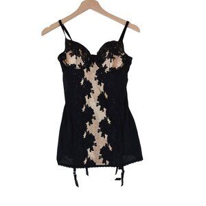 NWT Victoria Secret Black Lace Mesh Bustier Slip Size 36B Lingerie Garter Corset